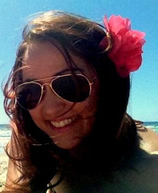 Blume-im-Haar - INCURVY Plus-Size Fashion - BLOG