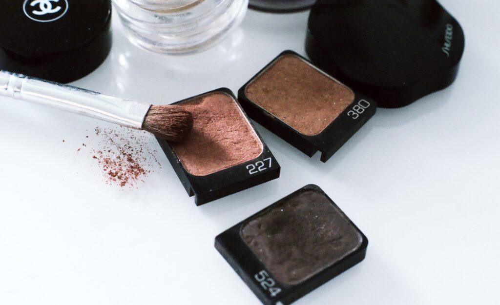Trendfarbe Marsala 2015: Lidschatten für den Sommer