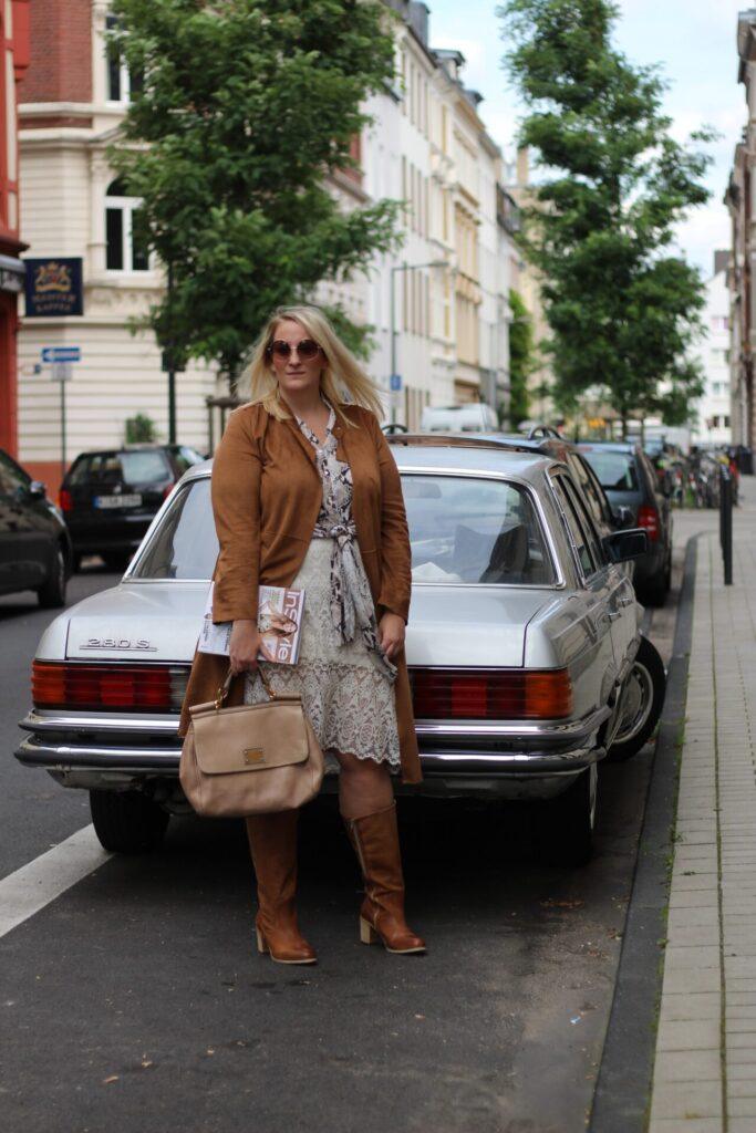 Weitschaftstiefel Suche - hier auf incurvy!