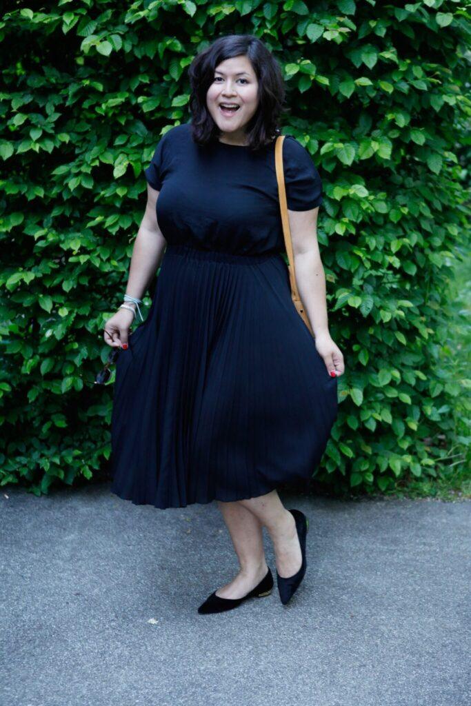 schwarzes kleid-grosse-groessen