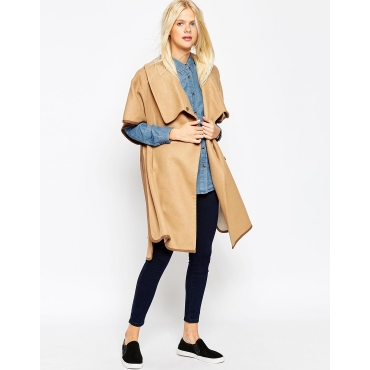 ASOS - Cape mit Stehkragen - Kamel 