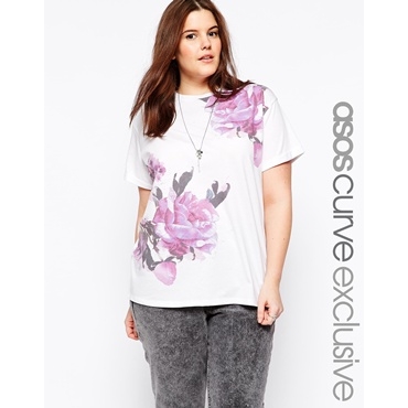 ASOS CURVE - Exklusives T-Shirt mit auffälligem Blumenmuster - Weiß 
