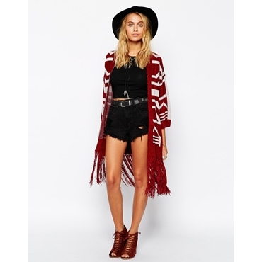 ASOS - Gemusterte Kimono-Strickjacke mit Fransen - Dunkelrot 