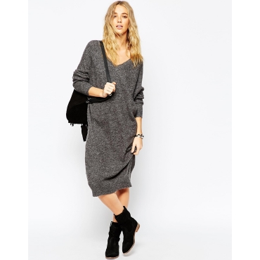 ASOS - Midikleid aus Mohair mit V-Ausschnitt - Anthrazit 