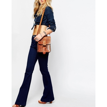 Glamorous - Schlaghose aus indigoblauem Denim - Indigo 