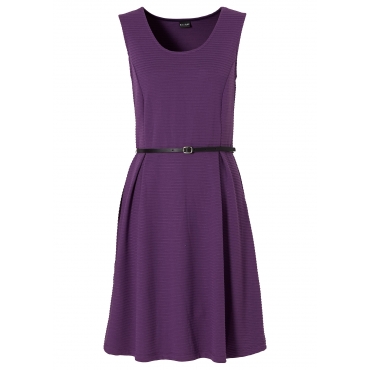 Shirtkleid ohne Ärmel  figurbetont  in lila (Rundhals) von bonprix 