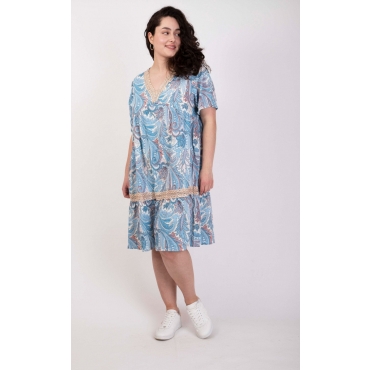 Unwiderstehlich charmant: Sommerkleid mit verspieltem Paisleydruck 