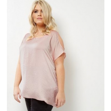 Curves – Schulterfreies Top aus Satin in Muschelrosa 
