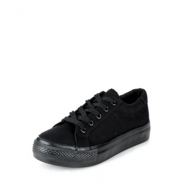 Teenager – Schwarze Sneaker mit Plateausohle 