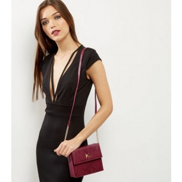 Weinrote, kleine Koffertasche mit Schlangenmuster 