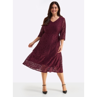 Spitzenkleid 